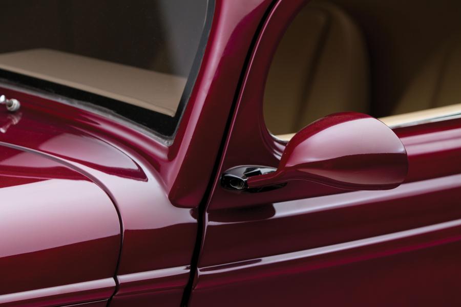  Ford Custom Coupe 1933 года  (фото 10 из 19)